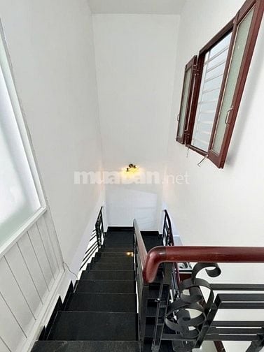 4,6tỷ nhà hẻm ba gác , 4x11 công nhận đủ , 2pn SHR năm 2025