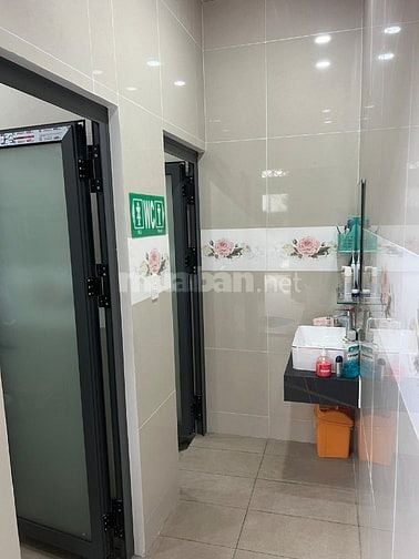 Bán nhà đầy đủ nội thất đường tỉnh 8 ( gần ngã tư Tân Quy, Củ Chi)