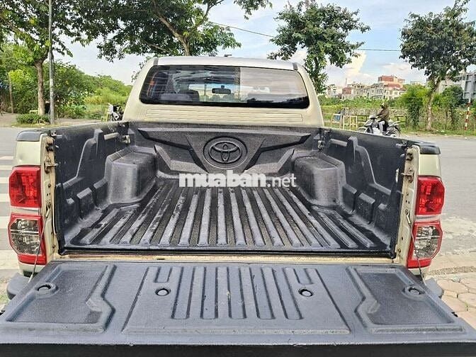 Toyota Hilux 2013 3.0G 4x4 MT - 191000 km