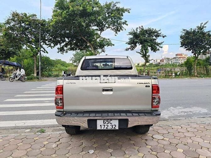 Toyota Hilux 2013 3.0G 4x4 MT - 191000 km