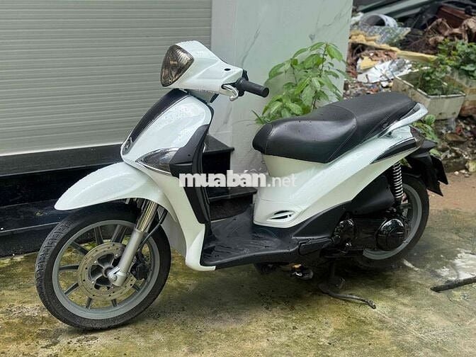 xe liberty cần bán