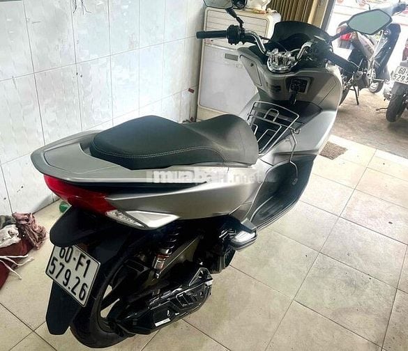 pcx 2014 đèn led 125cc rất đẹp! chạy là mê.