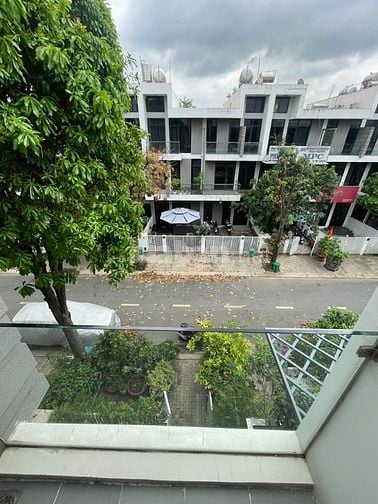 Nhà đường số 35 (dt: 5.2 x 16m ) khu dân cư cát lái Quận 2 