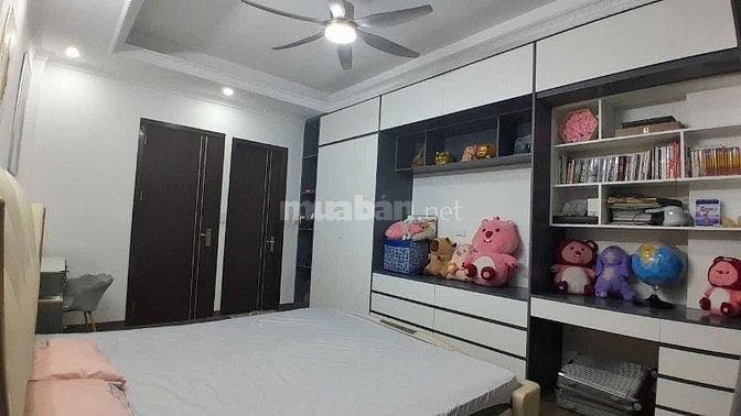 Siêu Hót Nhà Đẹp 30m x 5T Full NT Cách Phố Hồ Tùng Mậu 20m Giá 8.9 Tỷ