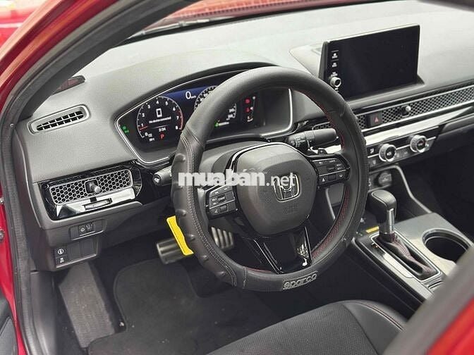 Honda Civic RS Đk 3/2023 Odo 8.600 Km Như Xe Mới