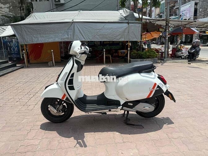 Vespa GTS 150 super Sport bản mới nhất smartkey