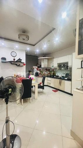 Bán nhà hẻm 10m Nguyễn Thiện Thuật P3 Q3 dt 4,1x18m 5 tầng chỉ 19,8 tỷ