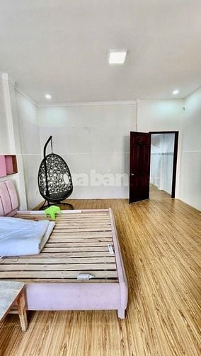 QUẬN 7, SIÊU PHẨM NHÀ PHỐ HIỆN ĐẠI FULL NỘI THẤT XỊN - 3 TẦNG-8,x TỶ
