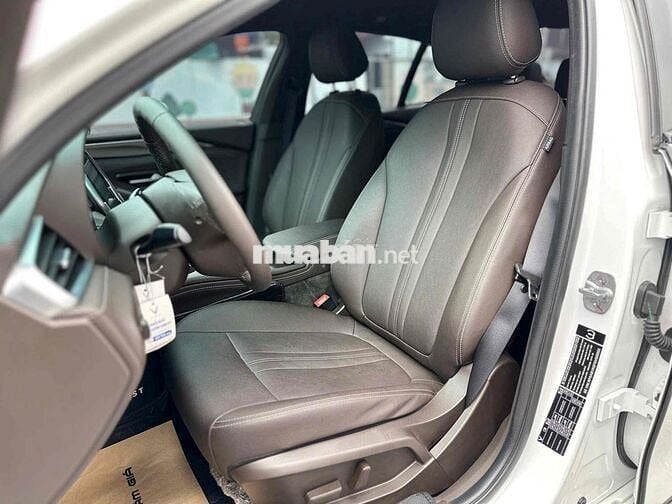 VinFast Lux A2.0 2022 A2.0 Tiêu chuẩn - 32000 km