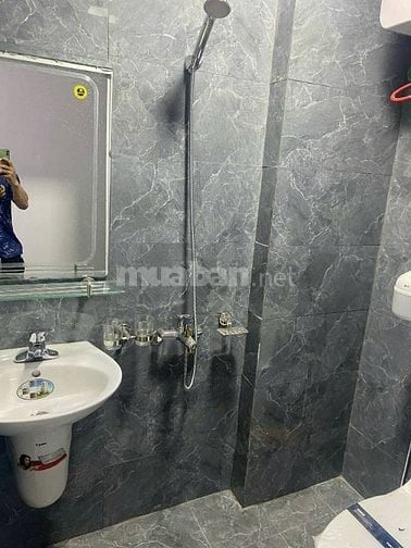 NHỈNH 6TỶ-CÓ NHÀ 6TẦNG/23m2-SÁT PHỐ MINH KHAI-ĐẦU CHỢ MƠ-FULL NỘI THẤT