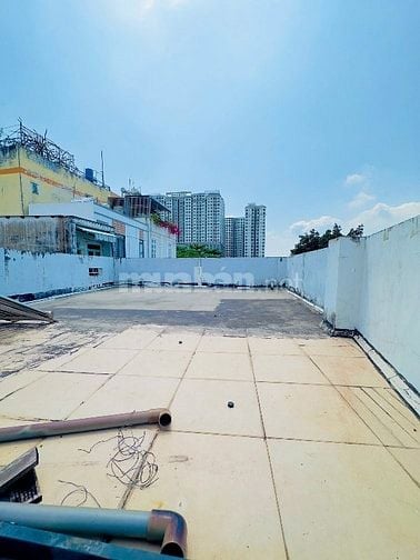Nhà diện tích mặt tiền khủng8m. Khu VIP P15.Q8. Cách MT 1căn