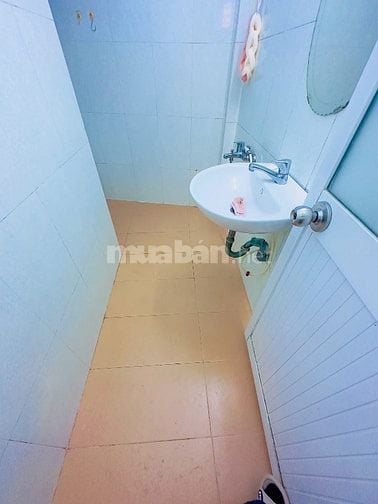 Nhà diện tích mặt tiền khủng8m. Khu VIP P15.Q8. Cách MT 1căn