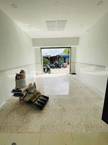 CHỊ NĂM ĐI NƯỚC NGOÀI BÁN NHANH CĂN NHÀ MẶT TIỀN ĐƯỜNG SHR 