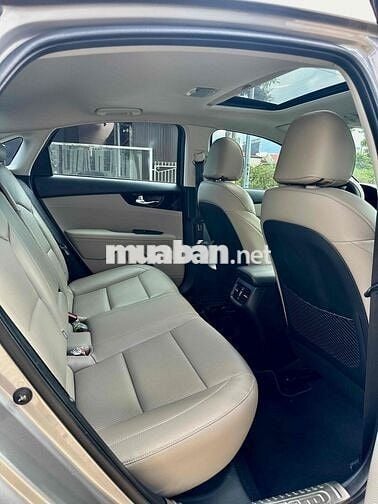 Kia Cerato 2020 1.6 AT Luxury  - 50000 km