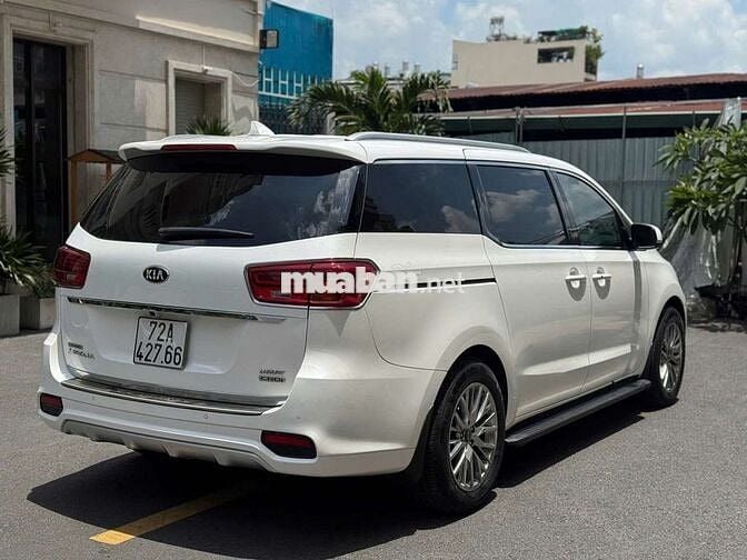 KIA SEDONA LUXURY 2020 ODO 12.000 KM