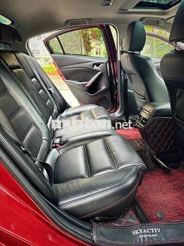 Mazda 6 2016 2.5 AT - màu đỏ xe đẹp