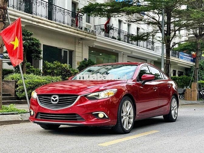 Mazda 6 2016 2.5 AT - màu đỏ xe đẹp
