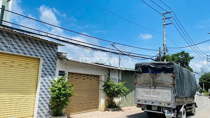 CHỊ NĂM ĐI NƯỚC NGOÀI BÁN NHANH CĂN NHÀ MẶT TIỀN ĐƯỜNG SHR 