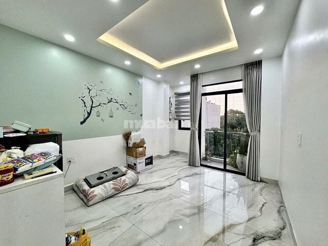Thương lượng còn 3tỷ550 bán gấp nhà Lý Chính Thắng, 78m2, 4PN, SHR.
