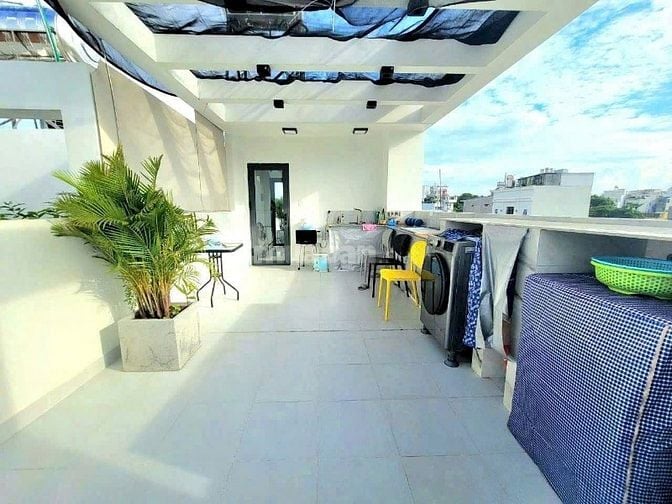 Thương lượng còn 3tỷ550 bán gấp nhà Lý Chính Thắng, 78m2, 4PN, SHR.