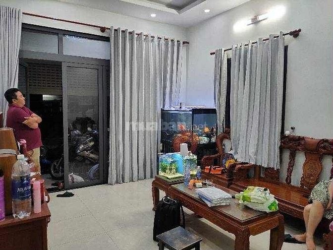 Bán nhà - Quận 12 cũ - Nhà 4 tầng - 6PN - 117m2 - Chỉ 6 tỷ