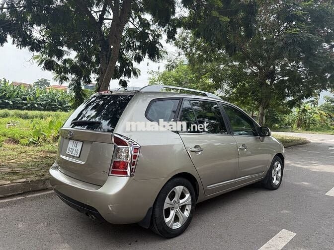 Kia Carens 2015 S SX 2.0 MT - 120000 km