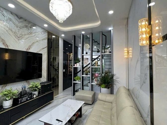 Thương lượng còn 3tỷ550 bán gấp nhà Lý Chính Thắng, 78m2, 4PN, SHR.