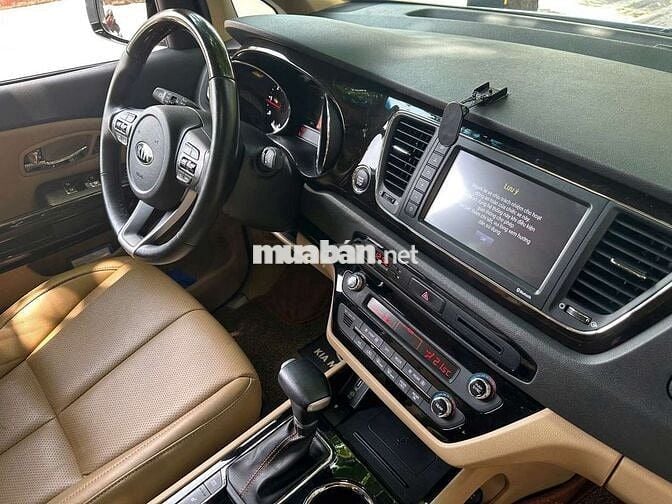 KIA SEDONA LUXURY 2020 ODO 12.000 KM