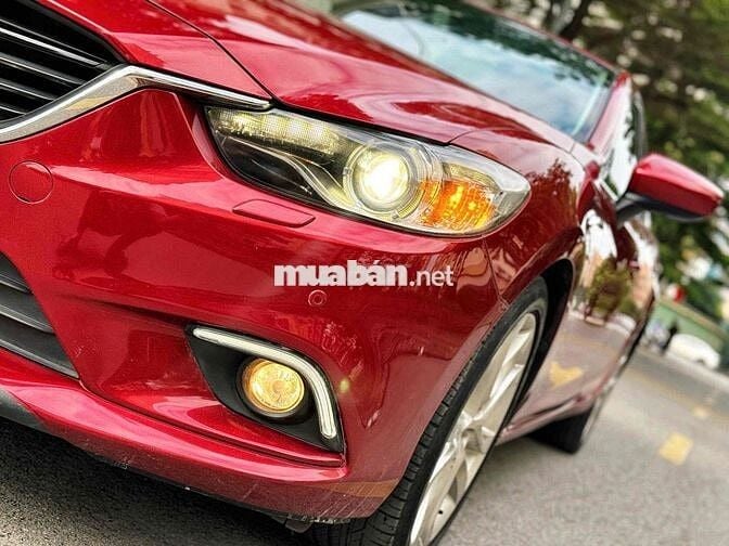 Mazda 6 2016 2.5 AT - màu đỏ xe đẹp