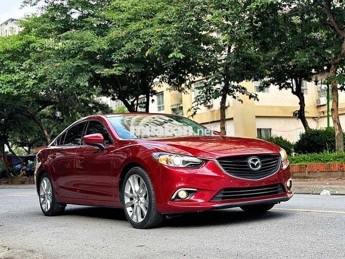 Mazda 6 2016 2.5 AT - màu đỏ xe đẹp