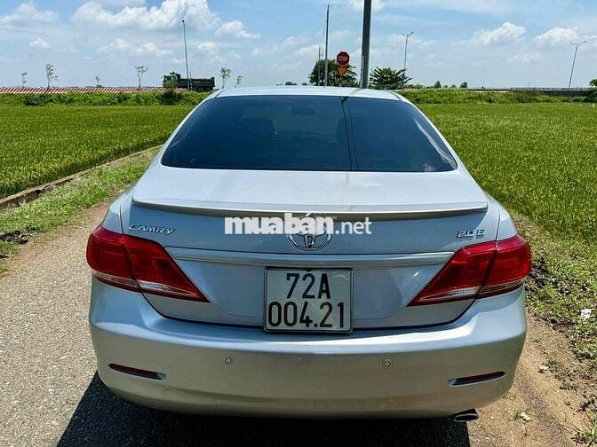 Toyota Camry 2010 2.0E - 114 km