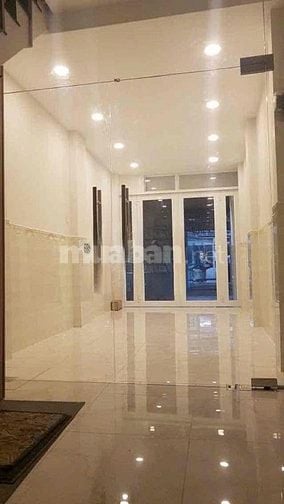 Cho thuê mặt bằng MT Huỳnh Tinh Của, P.V.T.Sáu, Q.3 giá 9tr