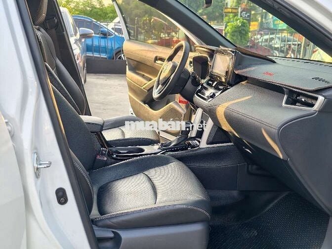 TOYOTA COROLLA CROSS 2021 BẢN G MÀU TRẮNG