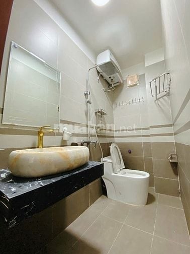 Giảm cực sốc, mua bán liền tay nhà đường Hoà Hảo, Q10, giá 2tỷ9