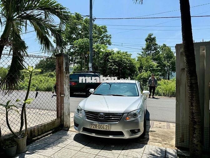 Toyota Camry 2010 2.0E - 114 km