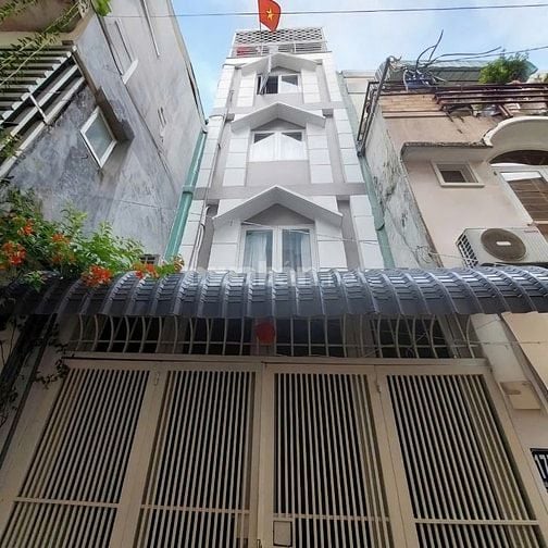 SIÊU PHẨM NHÀ 4 TẦNG FULL NỘI THẤT - TRUNG TÂM Q.3 - GIÁ 4.75 TỶ ! 