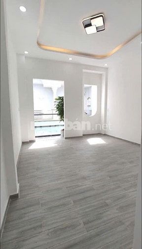 NHÀ ĐẸP 2 TẦNG, HẺM THÔNG Ô TÔ, NGAY TÊN LỬA - TỈNH LỘ 10