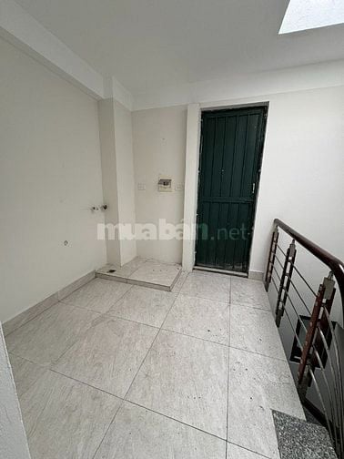 Bán nhà ngõ đường Đại Mỗ (Gần ngã tư Vạn Phúc- Tố Hữu)