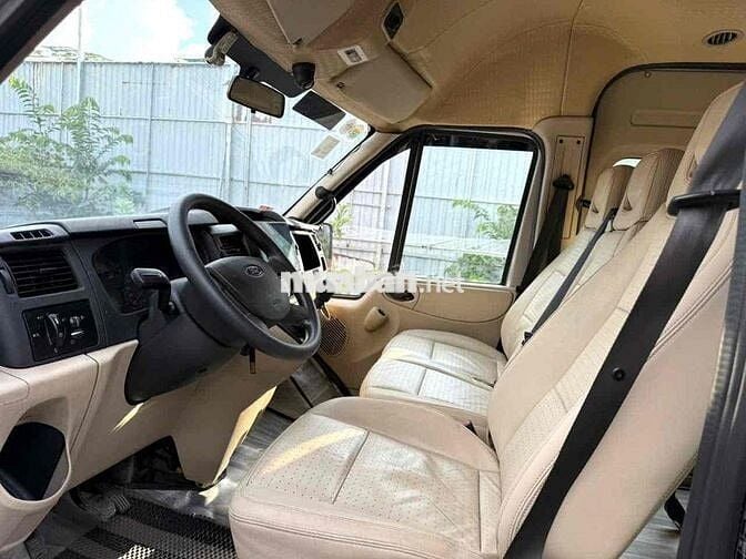 TRAINSIT 2018 luxury XE CỰC ĐẸP ,MÁY ZIN 100%