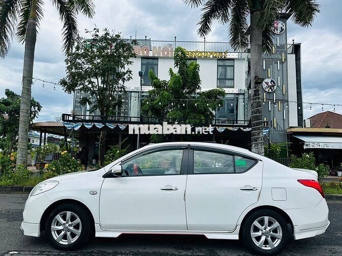 Nissan Sunny 2017 1.5 XV Premium - 80000 km