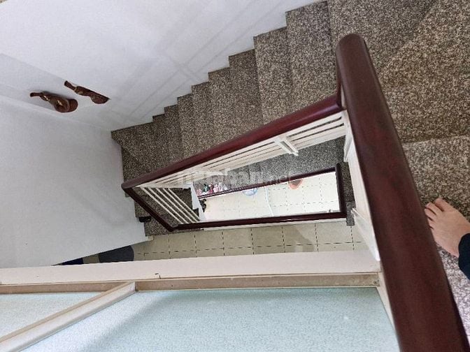 Nhà dt: 85m ( 5 x 17m ) gần Nguyễn Duy Trinh và chợ Tân Lập.