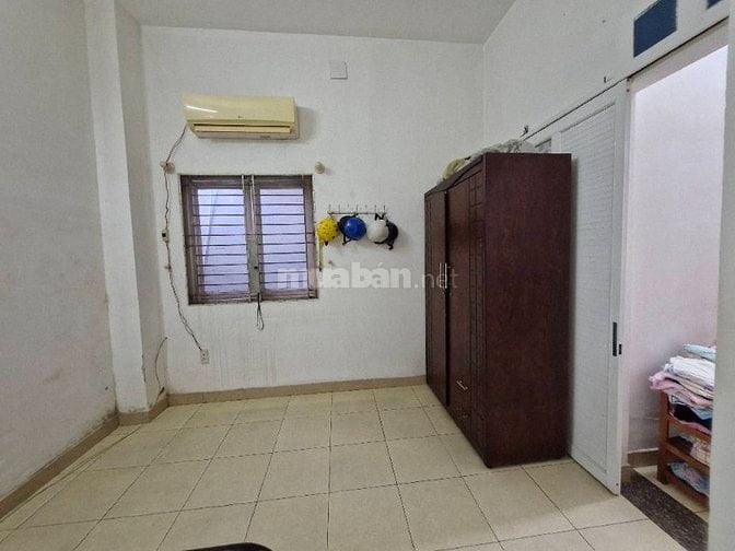 Nhà dt: 85m ( 5 x 17m ) gần Nguyễn Duy Trinh và chợ Tân Lập.