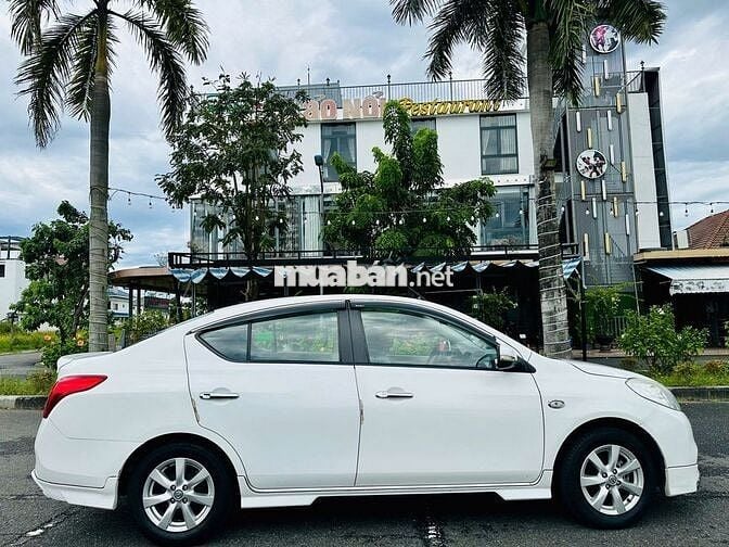 Nissan Sunny 2017 1.5 XV Premium - 80000 km