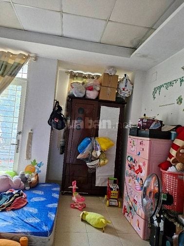 Nhà dt: 85m ( 5 x 17m ) gần Nguyễn Duy Trinh và chợ Tân Lập.