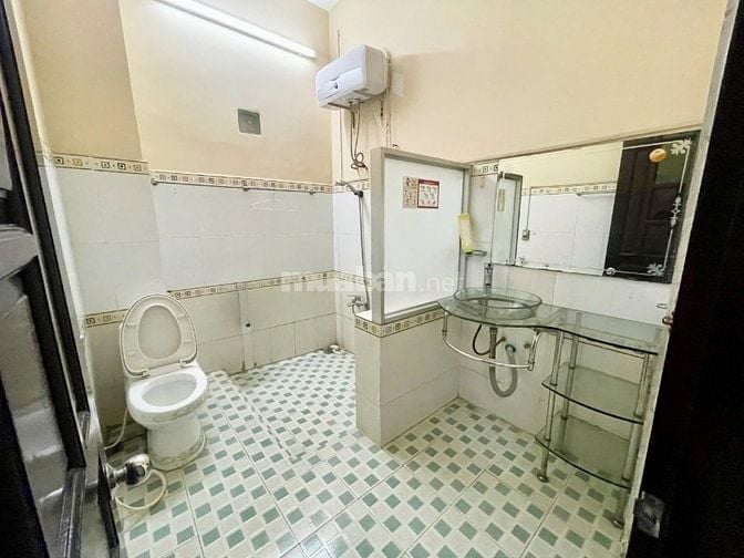 🌟KTX Giá rẻ, máy lạnh, gần các trường đại học, KCX Tân Thuận