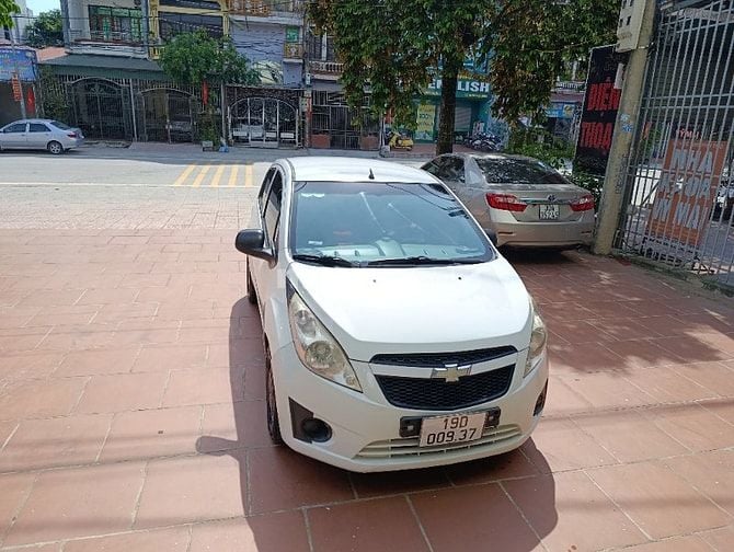Bán xe spark van đời 2011 màu trắng