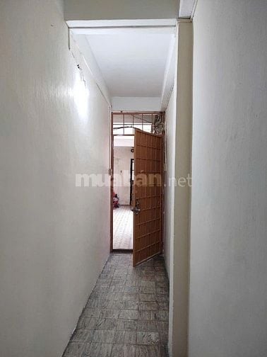 Studio chung cư lầu cao thoáng mát 