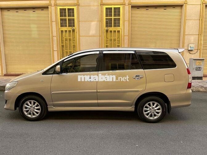 Toyota Innova 2013 G số tự động - 125000 km