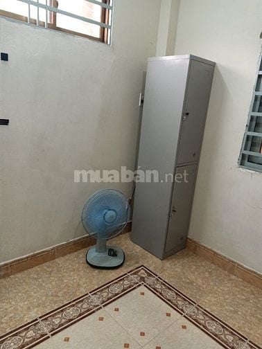 Cho thuê phòng trọ có máy lạnh ngay chợ Thành Thái 