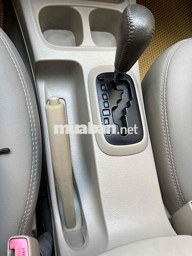 Toyota Innova 2013 G số tự động - 125000 km